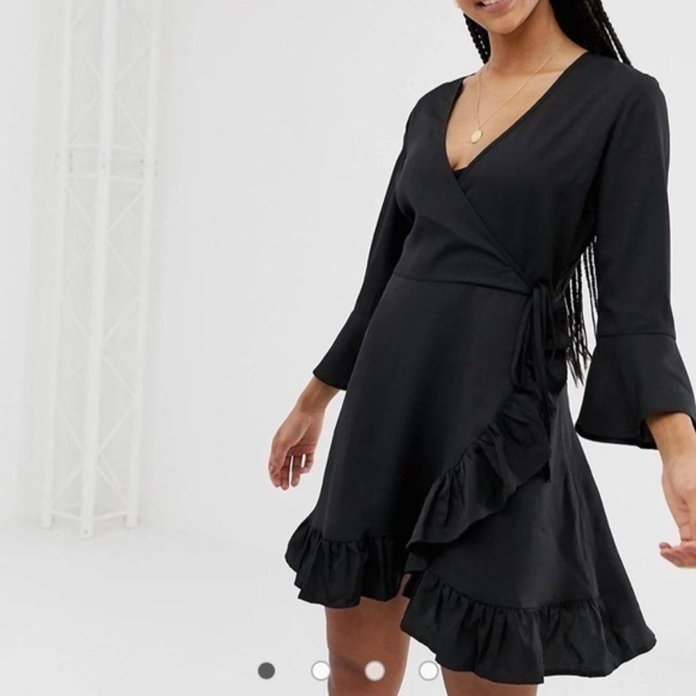 NWT Black Wrap Dress with 3/4 length sleeves‎